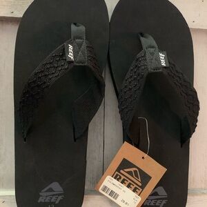 Reef Black Textured Footwear NWTS 11.5